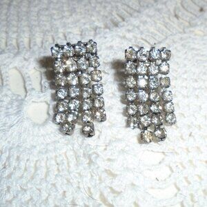 Vintage rhinestone screw back earrings